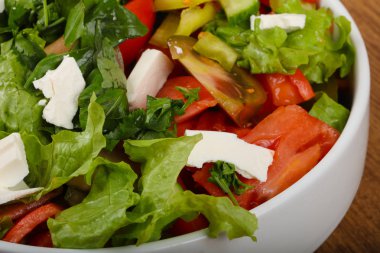 Taze Yunan salatası 