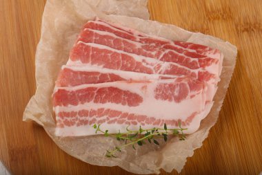 Ham dilimlenmiş jambon