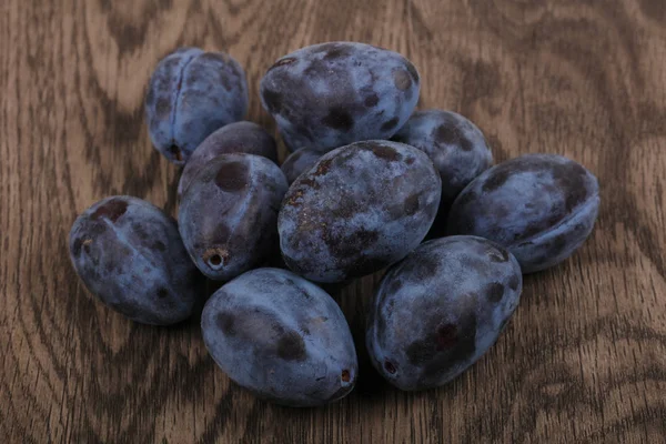 Prunes sucrées mûres — Photo