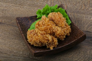 Çıtır tavuk kanatları