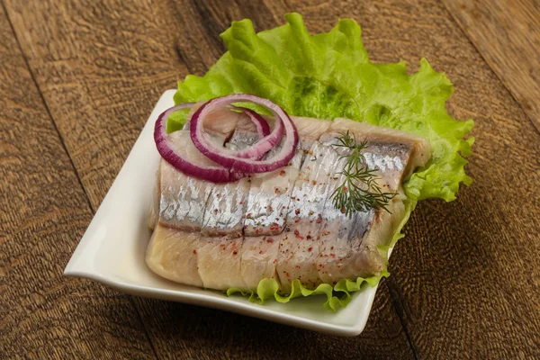 Dilimlenmiş ringa balığı filetosu