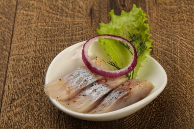 Dilimlenmiş ringa balığı filetosu