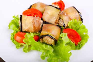 Cevizli patlıcan ruloları