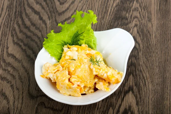 Scrambled eggs for breakfast — Stockfoto