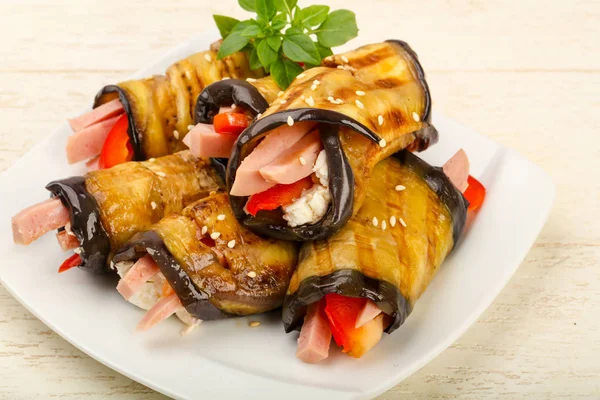 Jambon ile doldurulmuş patlıcan