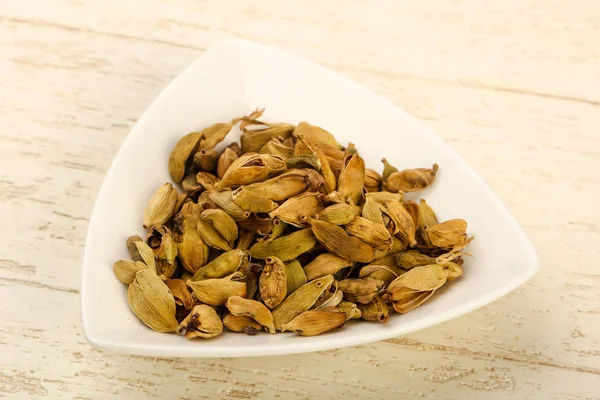 Dry cardamom seeds — Stock Photo, Image