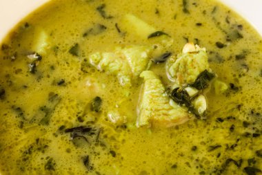 Tay geleneksel yeşil köri