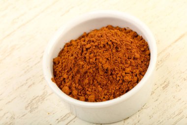 Kabın içinde kakao tozu