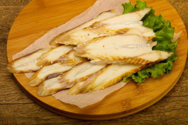 füme yılan balığı