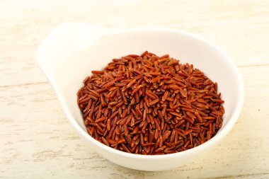 pişmemiş kahverengi pirinç