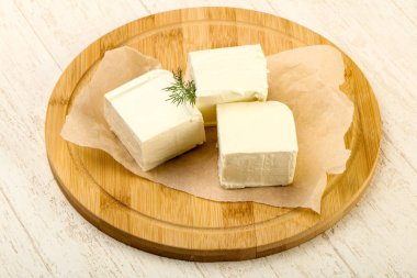 beyaz peynir ile dereotu