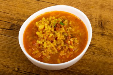 Beyaz Kharcho çorbası