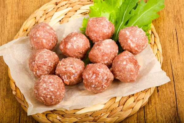 Boulettes de viande crue — Photo