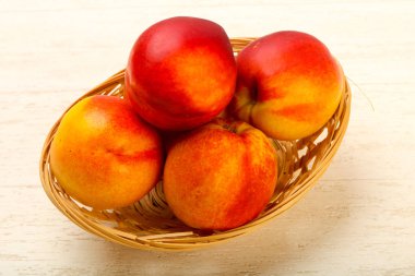 Olgun nektarin yığın