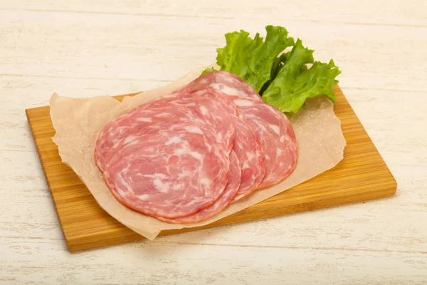 Nakrájené maso klobása — Stock fotografie