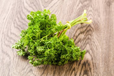 taze yeşil maydanoz