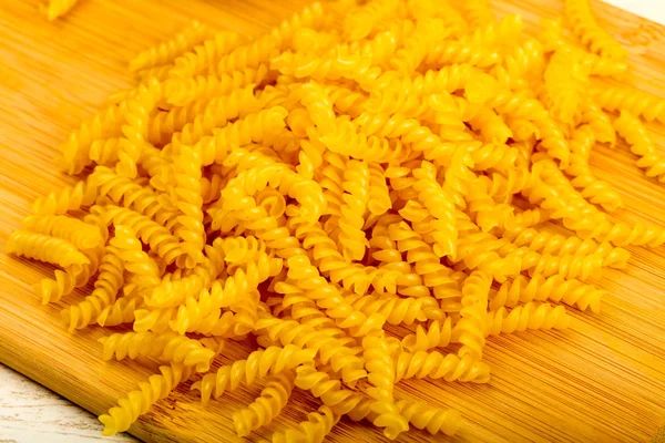 意大利面食的原料螺旋 — 图库照片