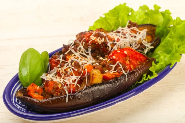 Etli patlıcan dolması