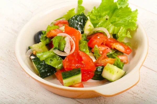 Lezzetli Yunan salatası