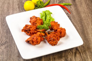 Hint geleneksel tavuk lolipop