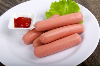 haşlanmış et sosis