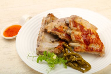 kavrulmuş yedek kaburga