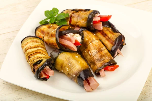 Jambon ile doldurulmuş patlıcan