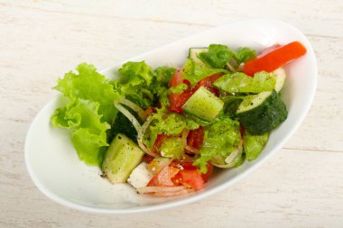 Lezzetli Yunan salatası