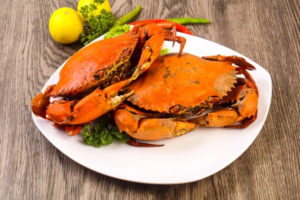 Lezzetli haşlanmış Yengeç