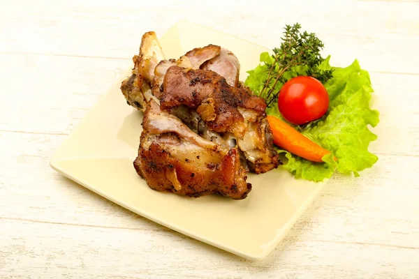 Kavrulmuş domuz diz