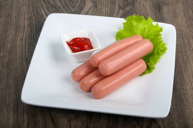 haşlanmış et sosis