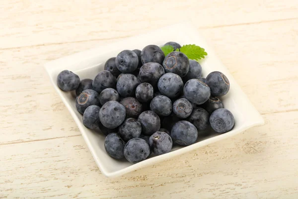 Ripe Blueberry in the bowl — Stock Photo, Image