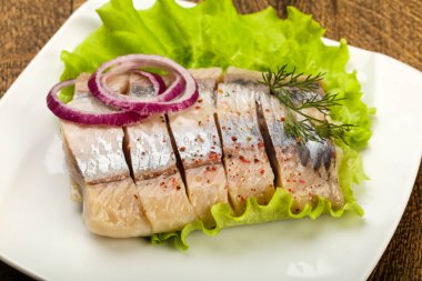 Dilimlenmiş ringa balığı filetosu