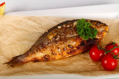 Kavrulmuş dorada balık