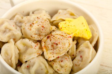 Kabın içinde Rus köfte