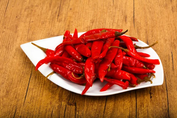 Chili biber turşusu