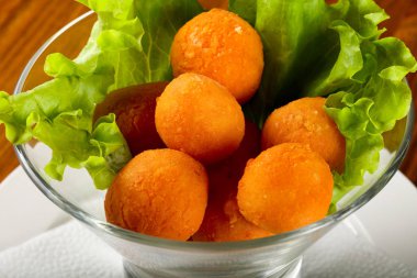 mozzarella peynir topları