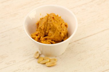 Fıstık ezmesi kase