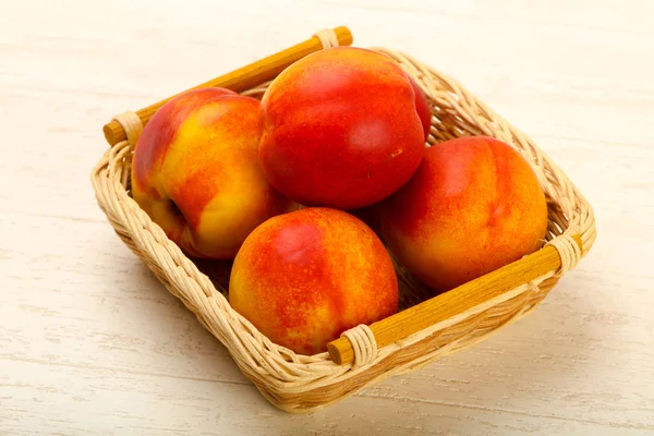 Ripe Nectarines heap — Stock Photo, Image