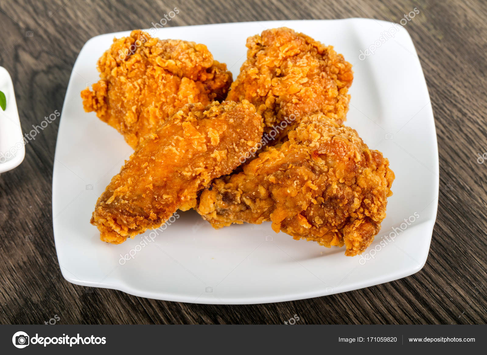 Crispy chicken wings — Stock Photo © AndreySt #171059820