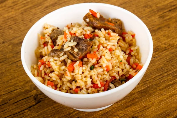 Plov con carne y zanahoria — Foto de Stock