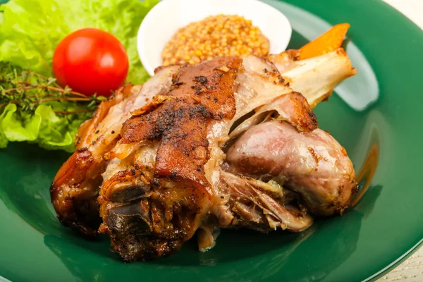 Rodilla de cerdo asado — Foto de Stock