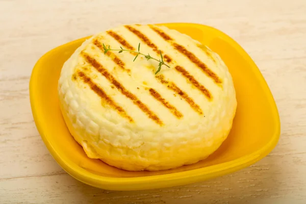 Brânză delicioasă la grătar — Fotografie, imagine de stoc
