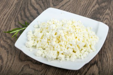 Süzme peynir beyaz plaka