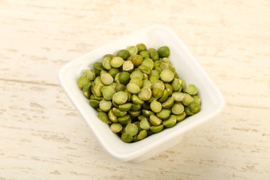 Yeşil bezelye yığın