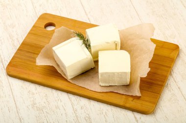 beyaz peynir ile dereotu