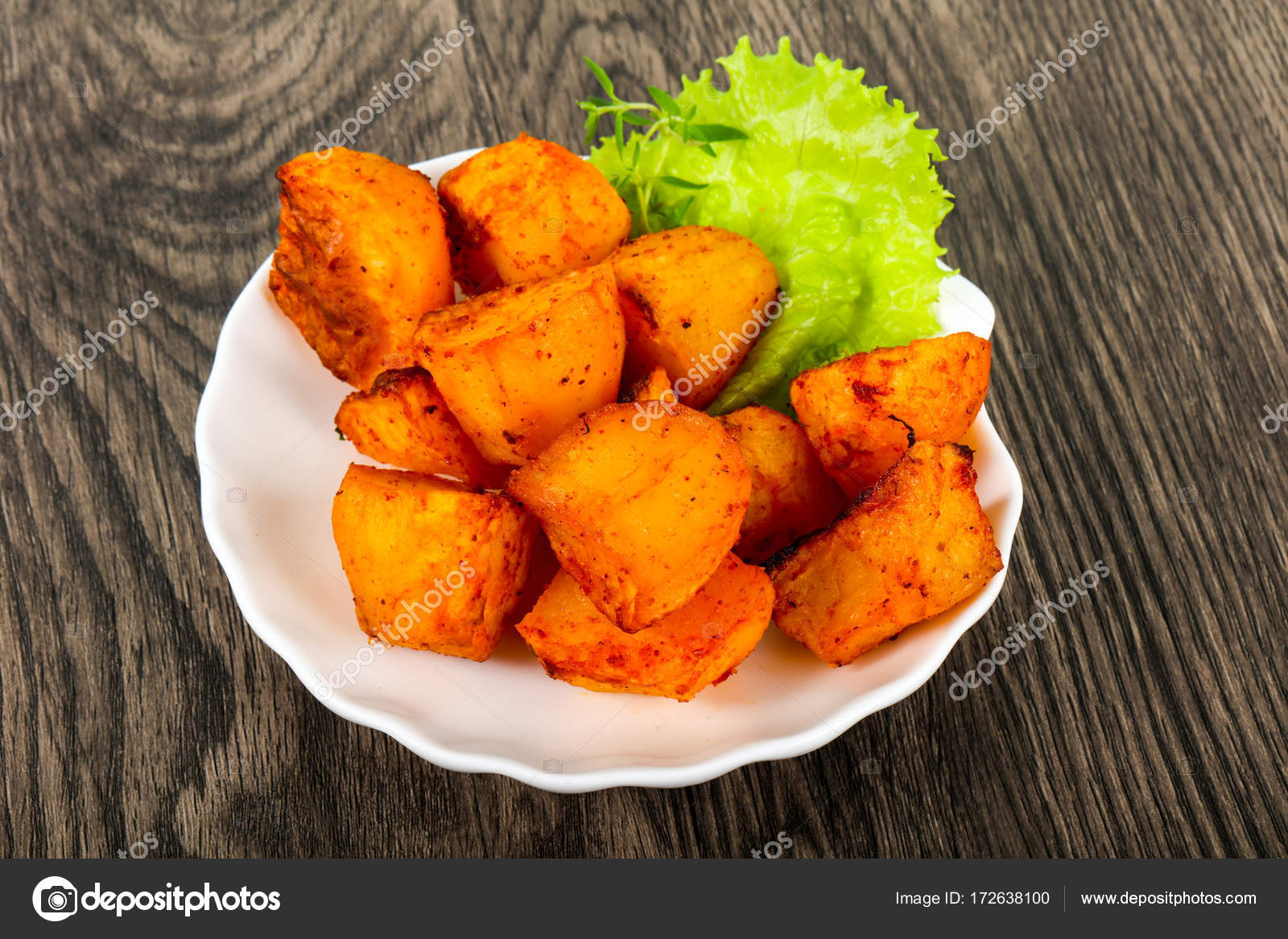 Fırında Tereyağlı Taze Patates Fırında Tereyağlı Taze Patates