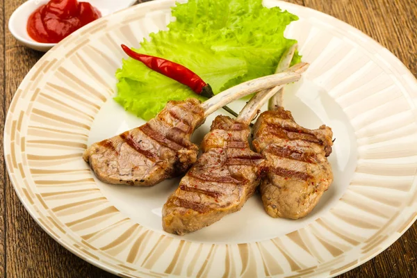 Grilled lamb on plate — Stock Photo, Image