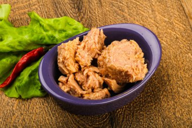 Konserve ton balığı.