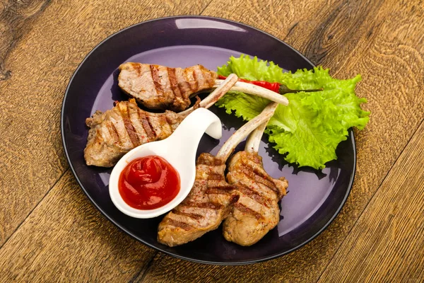 Grilled lamb on plate — Stock Photo, Image